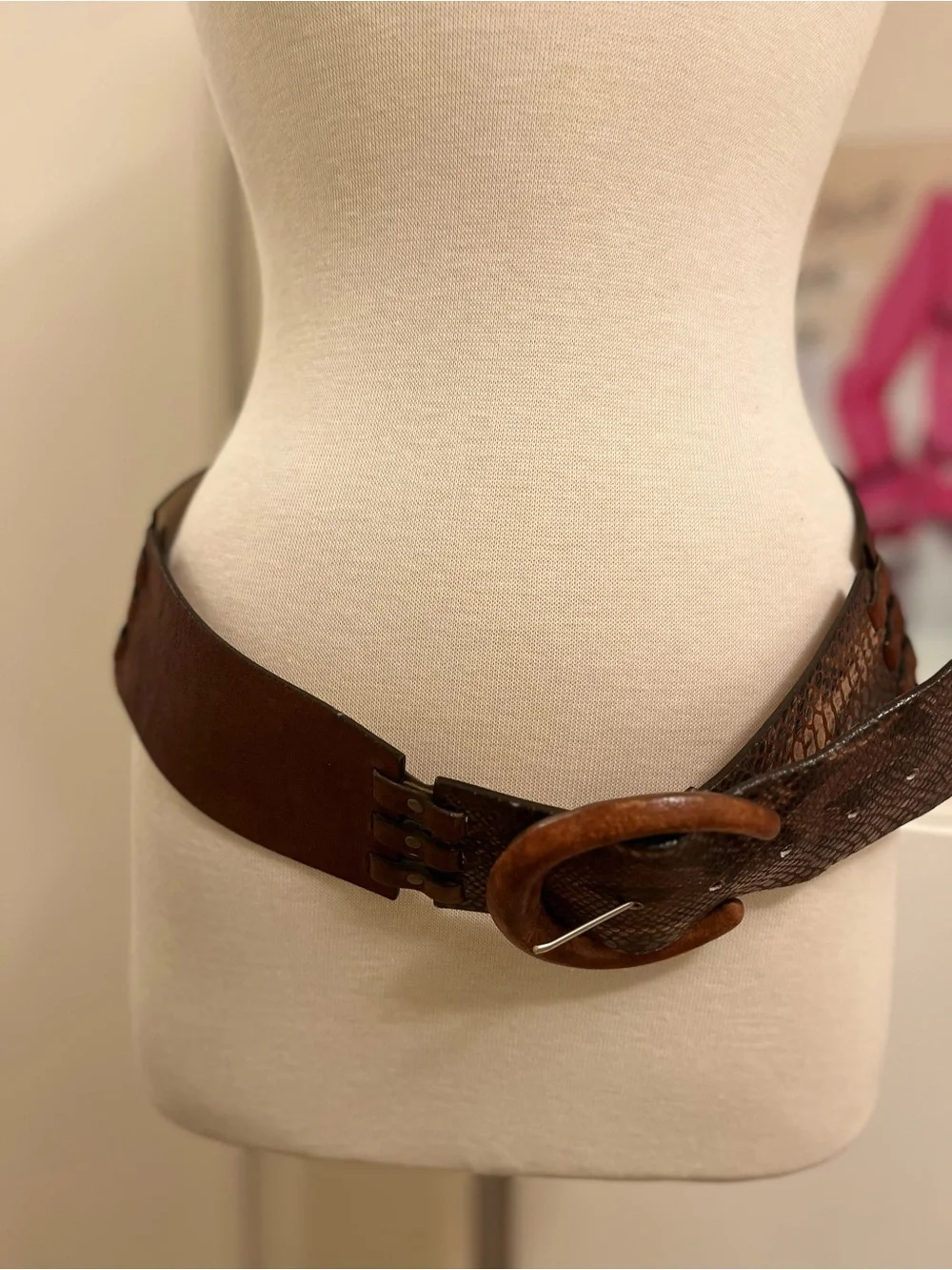 DKNY Chestnut Brown Snake-Print Wide Belt with Round Wooden Buckle - Size Large